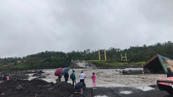 ECUADOR: Se anuncia condonación de deudas de hasta USD 10.000 para afectados por el invierno