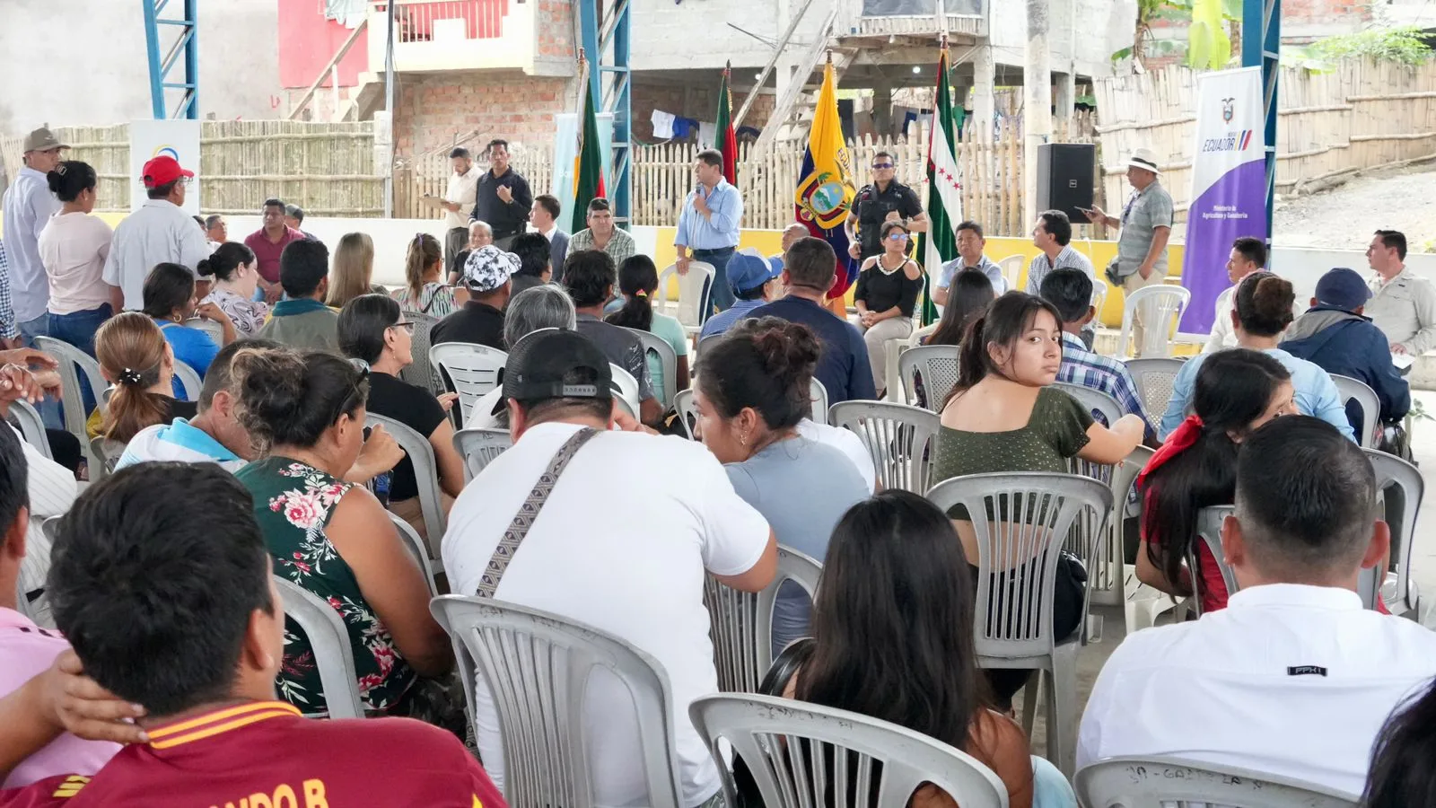 "Productores agrícolas de Manabí reciben apoyo para fortalecer su sector"
