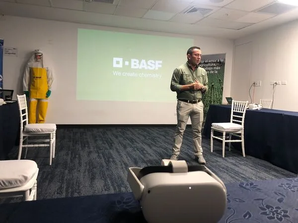 ECUADOR: Innovación tecnológica revoluciona la gestión del cultivo de banano en Ecuador con un Showroom Virtual 360°