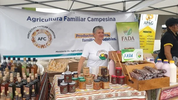 ECUADOR: Feria de emprendimientos y comercialización en Cuenca