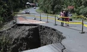 ECUADOR: Ocho vías se encuentran cerradas, este 12 de marzo
