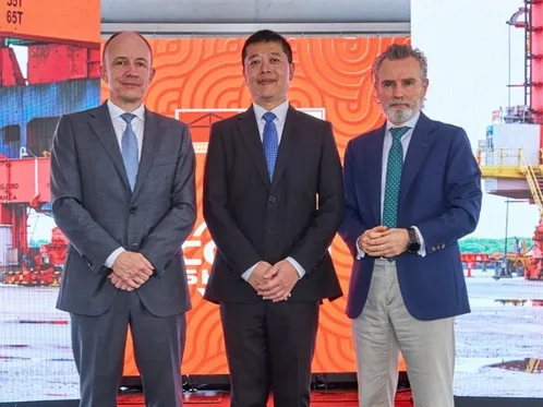 Se destaca recalada inaugural del primer servicio que conecta de forma directa Ecuador y Asia