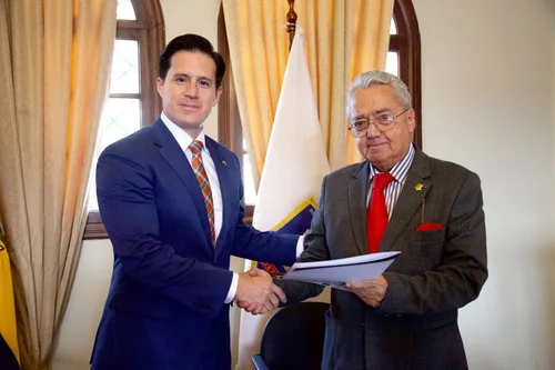 ECUADOR: Alianza para formar diplomáticos con visión exportadora