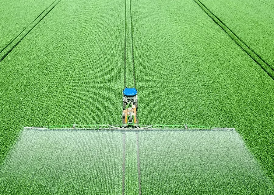 Brasil duplica el uso de herbicidas en 11 años: resistencia al glifosato y riesgos para la sostenibilidad agrícola