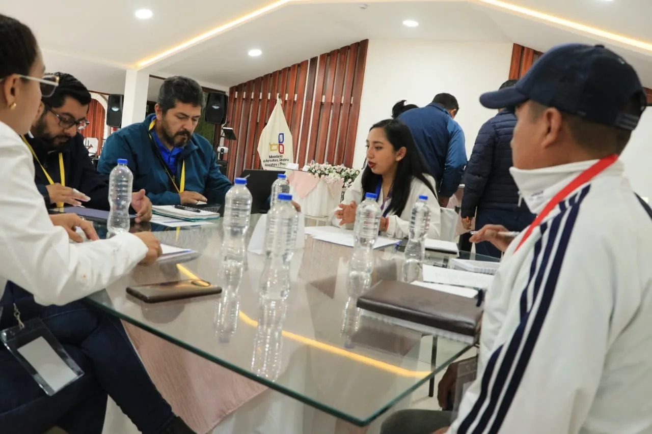 ECUADOR: Productores de leche negocian directamente con industrias en Latacunga