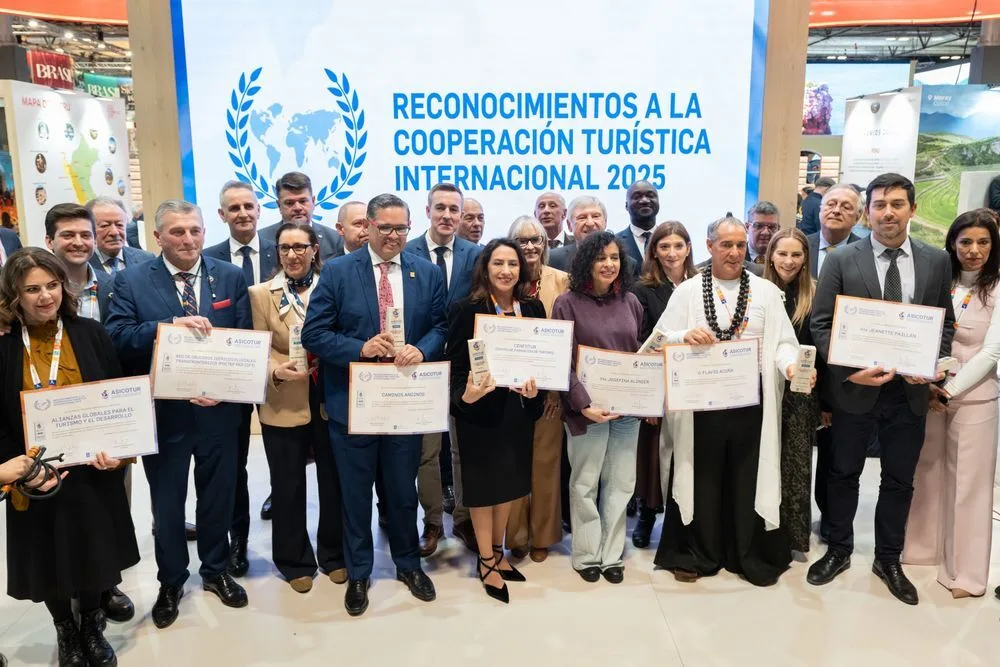 ASICOTUR, reconoce Caminos Andinos como impulso a la integración andina