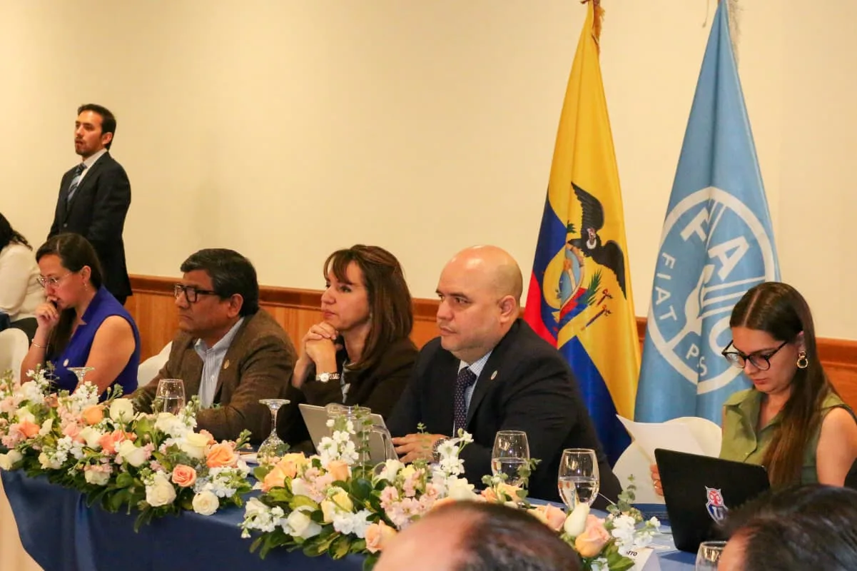 Ecuador debate futuro de la agroindustria